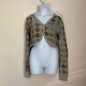 Y2K Long Sleeve Crop Top with skull and cross bones